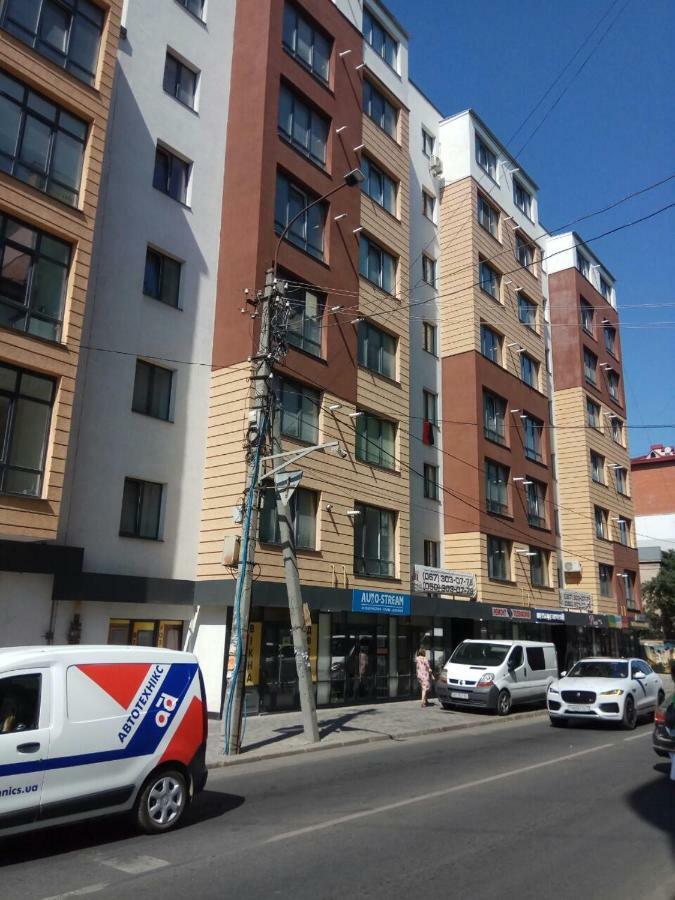 Like Home On Zaliznychna 3 Ivano-Frankivsk Eksteriør billede